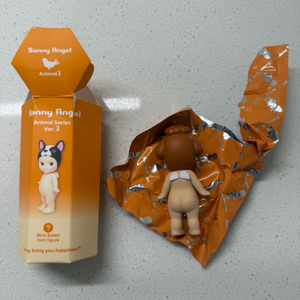 Sonny Angel Animal V3 Series - Toy Poodle - Picture 3 of 3